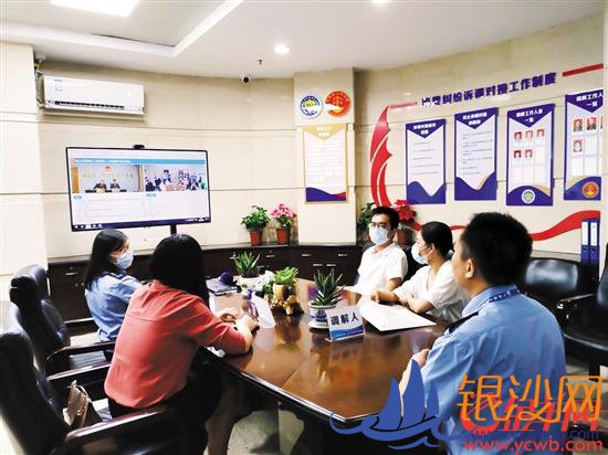 【走向我们的小康生活】民主法治一路守护百姓的美好生活