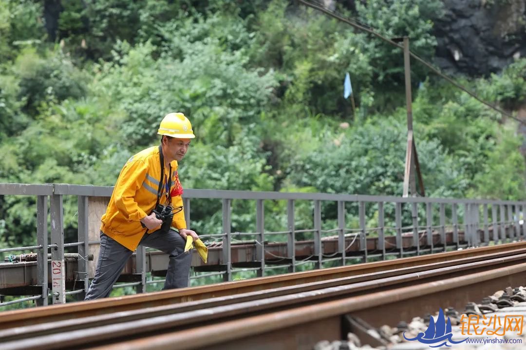  ������Ϯ����λ�ϱ�ͽ���߽���ɽ��