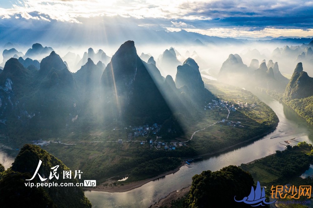 �������֣��๫ɽ�ϳ�ϼ�续������--տ���̺���ɳ��