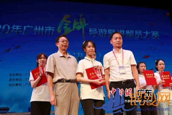 Ϊ��ѧ����ھ���ӱ���佱�����ߣ����۲� 