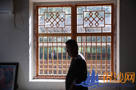  ���Ҹ������±߽�����������ĵط�