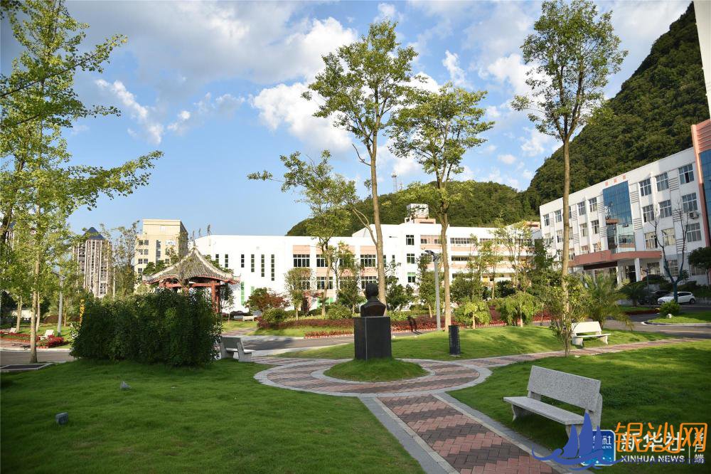 托起贫困山乡的未来——贵州“组团式”教育扶贫见闻