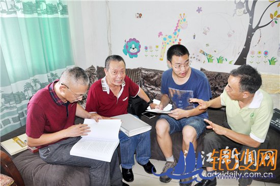 ������Է��о�������ֵ���𾴡�