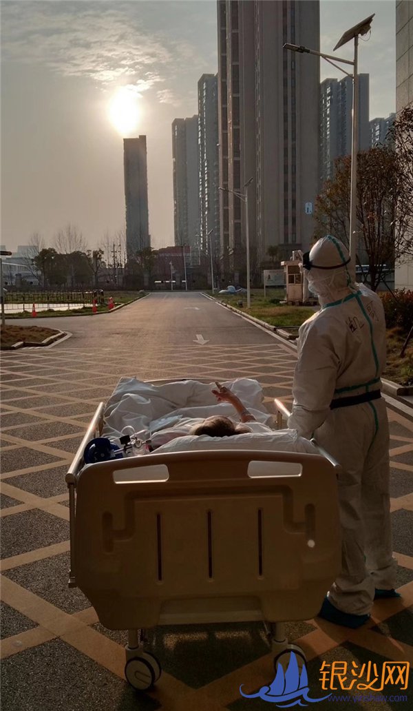 �����������츣����