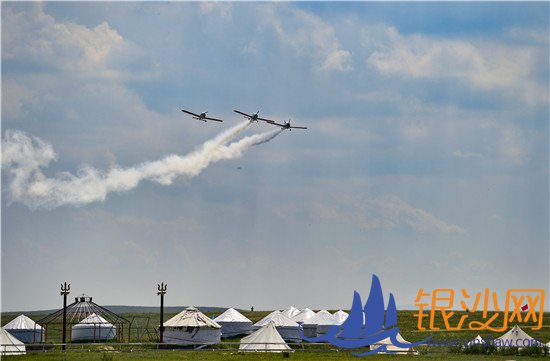 �����첼��ԭ���д�ῪĻ