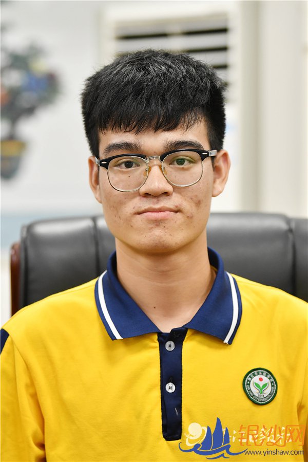 ������ʵ��ѧУ16��ѧ�����廪����¼ȡ