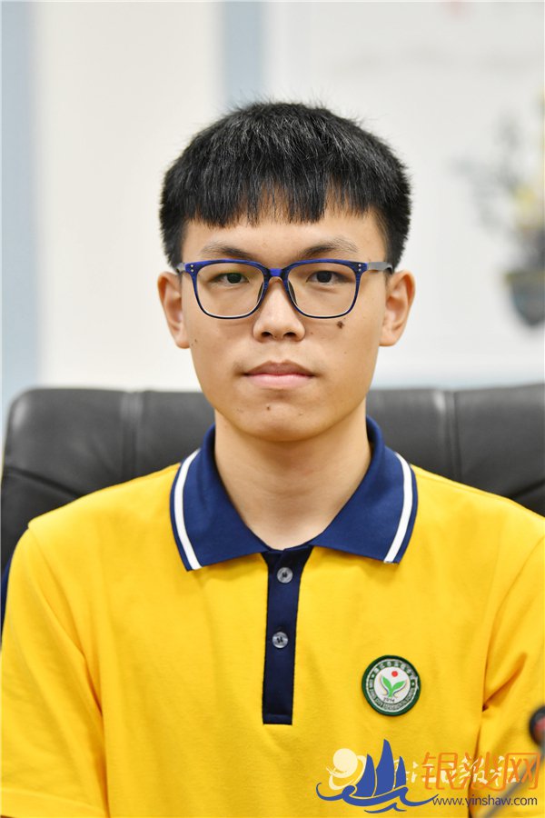 ������ʵ��ѧУ16��ѧ�����廪����¼ȡ