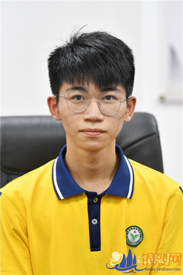 ������ʵ��ѧУ16��ѧ�����廪����¼ȡ