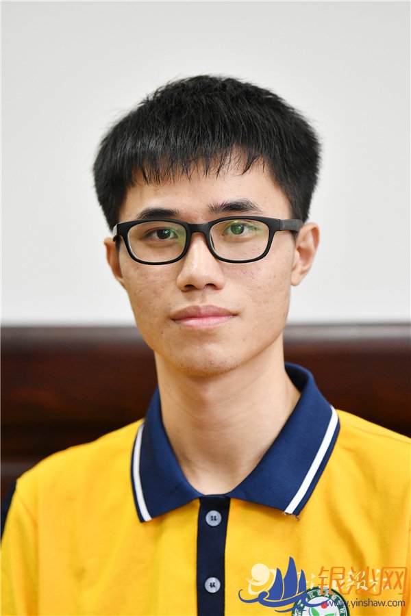 ������ʵ��ѧУ16��ѧ�����廪����¼ȡ