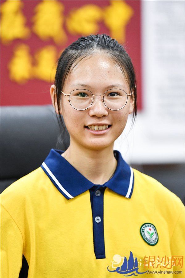 ������ʵ��ѧУ16��ѧ�����廪����¼ȡ