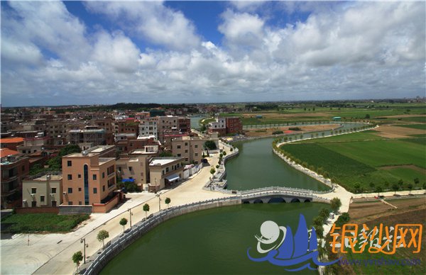 霞街古港重现一湾碧水