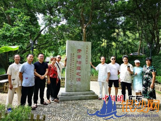 图为由葛洪文化研究会举行的到广东罗浮山“爱情朝真石”“有情有爱等你来”的活动现场 葛洪文化研究会供图 图为由葛洪文化研究会举行的到广东罗浮山“爱情朝真石”“有情有爱等你来”的活动现场 葛洪文化研究会供图