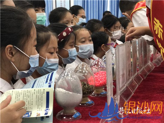 ����������У԰ �ػ��޶��ഺ