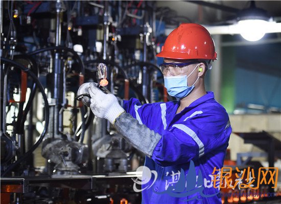 “六稳”“六保” 防疫复产两不误