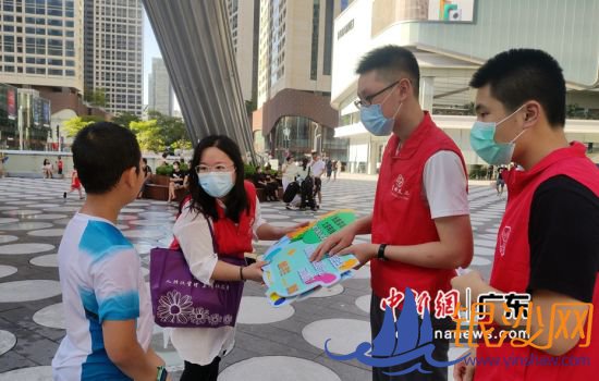 ͼΪ���ڸ���־Ը�߽��С����Ľ�ͷ�ʴ𡱻�� ���ڸ����� ��ͼ 