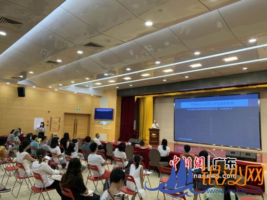 “安安有约—药品科普大讲堂”第34期《疫苗的价值》专题讲座现场。 王坚 摄 “安安有约—药品科普大讲堂”第34期《疫苗的价值》专题讲座现场。 王坚 摄