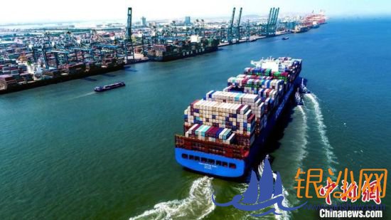 广州港前三季完成货物吞吐量近4亿吨。邹井棋供图 广州港前三季完成货物吞吐量近4亿吨。邹井棋供图