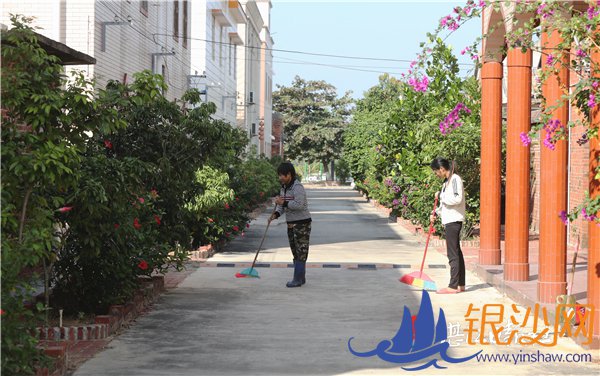 ��ͷ�����ϴ��������չ�������