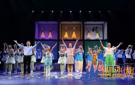 ��Ħ���ֵĴ�˵����82λʦ����ͬ������췽 ��ͼ 