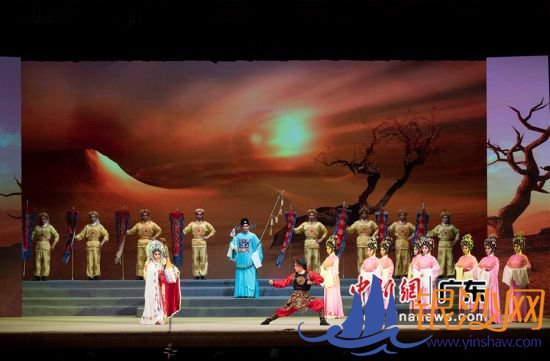 �׷��ݳ������н�200λ�����Ҳ��ݡ��³��� �� 