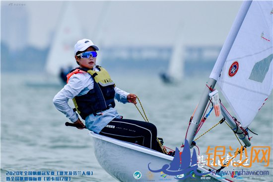 ϲ����15�����������侲�¶ᡰտ����һ��