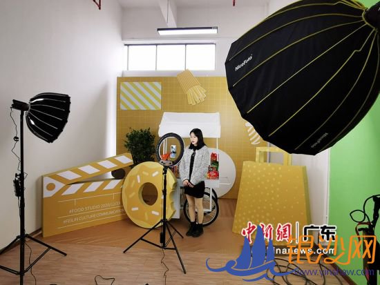 �������ڷ���ʵ��ֱ�����ؿ�չֱ�������췽 ��ͼ 