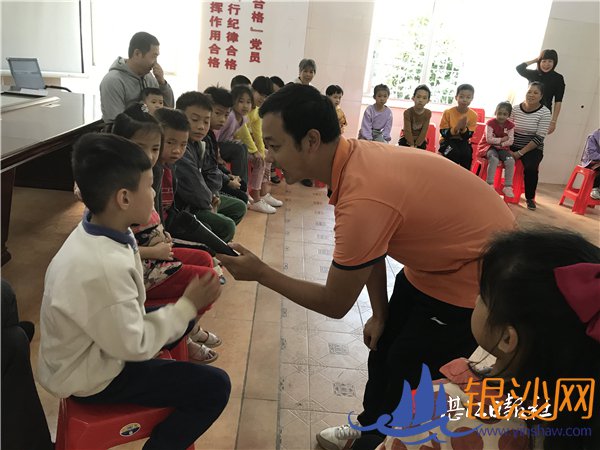 ���ƶ�ƷΣ�� ����ƽ����ͥ